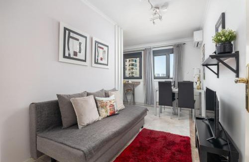 Lisbon Old Town Apartment | Lisbon Relax Pool Apartment - Free Parking Garage