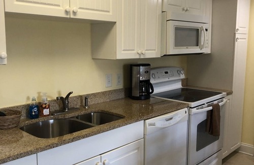 North Litchfield Beach Condo | Litchfield Beach and Golf Resort One bedroom condo