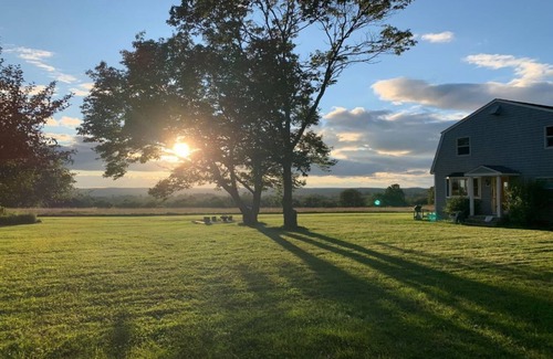 Litchfield Historic District House | Litchfield hilltop home with long view and sunsets