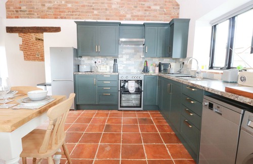 Dereham Cottage | Little Barn