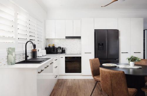 Nelson Bay Villa | Little Beach Boutique Apartment Pet Friendly