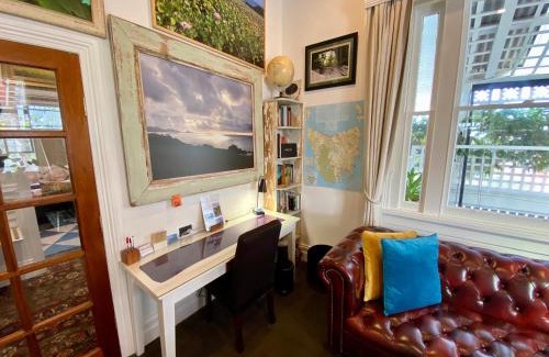 Smithton Apartment | Little bird