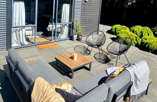 Methven Ski Chalet | Little Black Chalet Methven