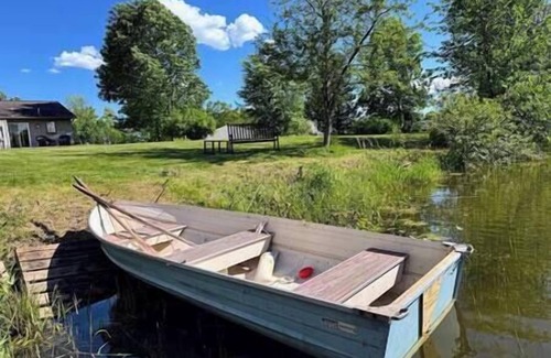 Sturgeon Lake House | Little Cottage on the Pond