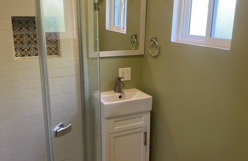 Altadena Apartment | Little Cottage