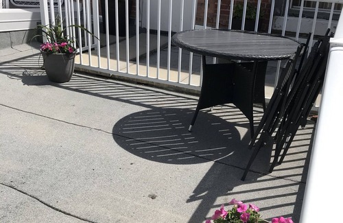 Medicine Hat Condo | Little cozy apartment