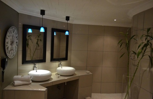 Vanderbijlpark House | Little Eden Guest Lodge