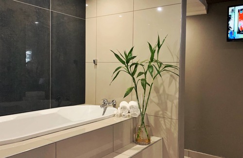 Vanderbijlpark House | Little Eden Guest Lodge