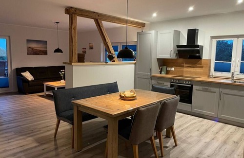 Juebek House | Little Freedom Modern retreat