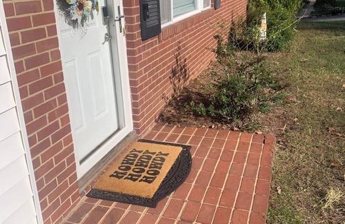 Kernersville House | Little Granny's House - 3 Bedroom, 1 Bath