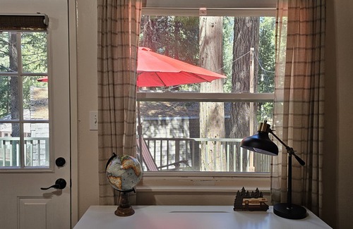 Placerville Cabin | Little Green Cabin by Apple Hill/Sly Park/Wineries/Tahoe/Hiking