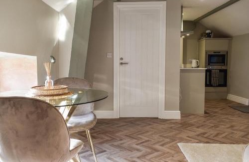 Dronfield House | Little Hive-Uk39430