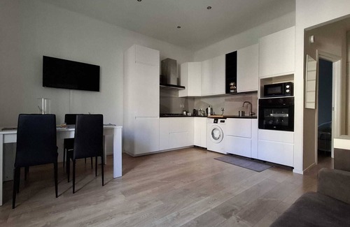 Ostiense Apartment | Little house nestled in the heart of Garbatella, on one of the neighborhood's historic lots