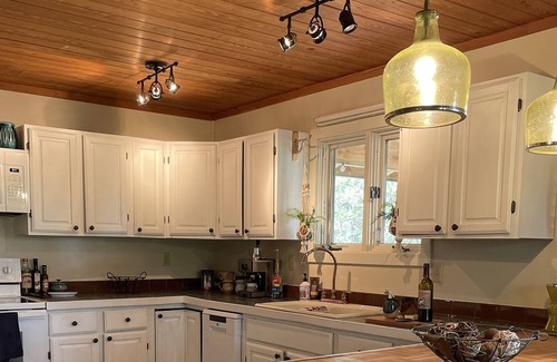 Lake Toxaway Cottage | Little House on the Mountain