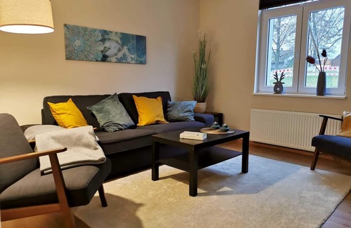 Hoexter House | Little house on the historic city wall