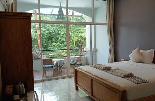 Phitsanulok House | Little Jasmine by the River