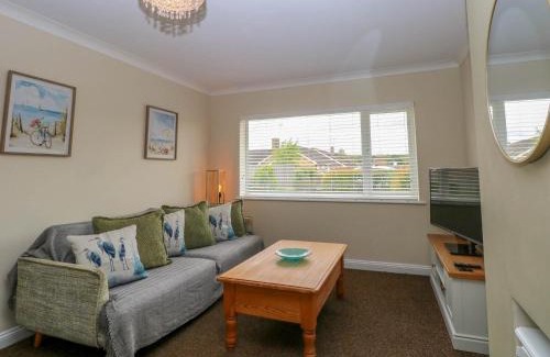 Dersingham House | Little Lodge