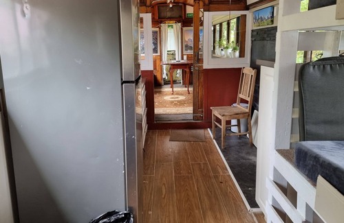 Krowera House | Little Lost Tram 608