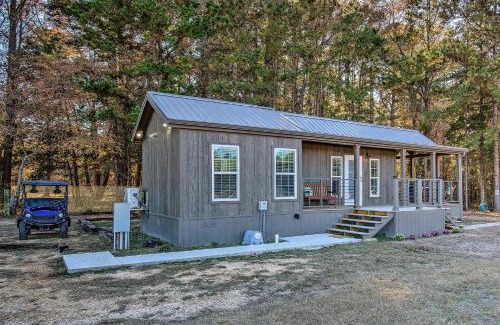 Winnsboro House | Little Lucky Star with Pond, Boat and Pasture View!