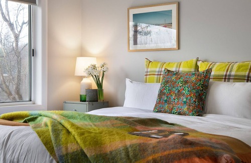 Kyneton House | Little Olive Kyneton - Your mid-century home away from home!