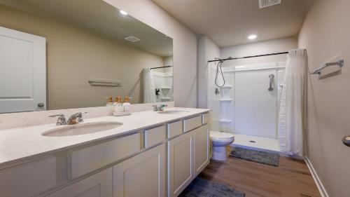 Waukee House | Little Paradise