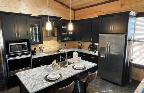 Broken Bow Cabin | Little Peace of Heaven Cabin is ⭐️⭐️⭐️⭐️⭐️