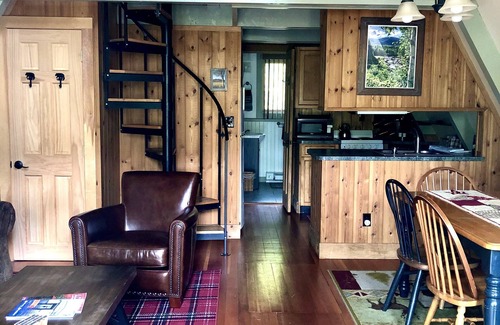 Wilmington Ski Chalet | Little Peak Chalet by Whiteface Mountain & Ausable River