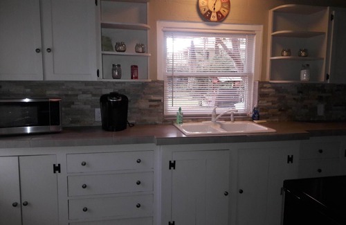 Lutz Cottage | Little Piece of Heaven