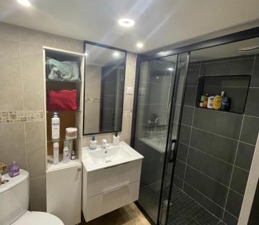 Noisy-le-Sec Apartment | Little piece of paradise