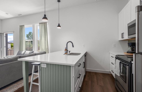 Lehi House | Little ranch in the city!