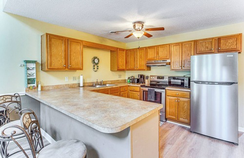 Little River Condo | Little River Golf Retreat < 5 Mi to Top Courses!