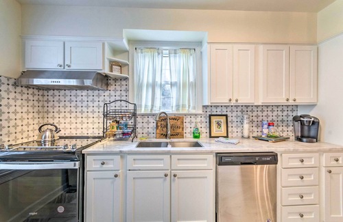 Midtown House | Little Rock Home ~ 5 Mi to Downtown!