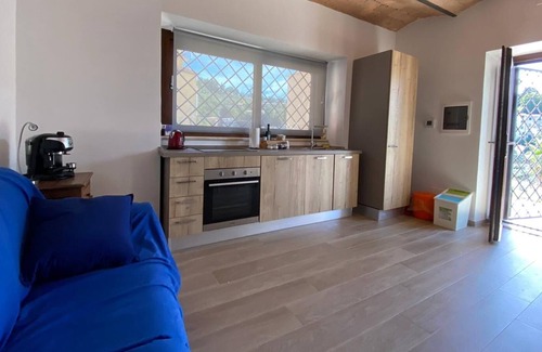Poggio Mirteto House | Little Sun Cottage