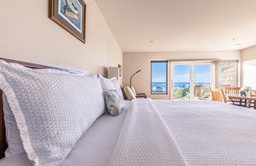 San Simeon Hotel | Little Sur Inn
