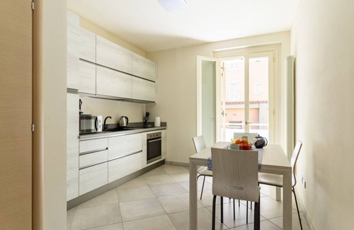 Venezia Nuova Apartment | Little Venice Bright Apartment with Balcony!