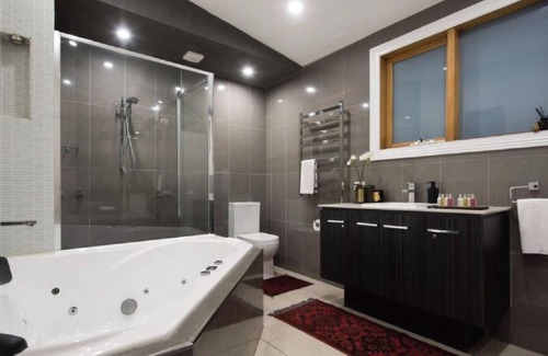 Daylesford House | Little Wombat Daylesford Complimentary EV Station