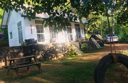 Doluwa Villa | Little wood villa and retreats Doluwa