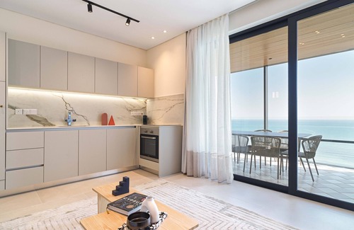Larnaca Apartment | LIV Mackenzie Beach Suites