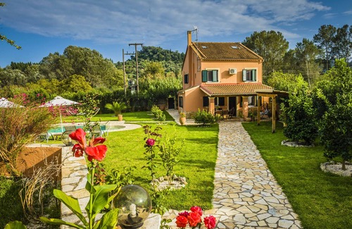 Termenades Villa | Livadi Villa