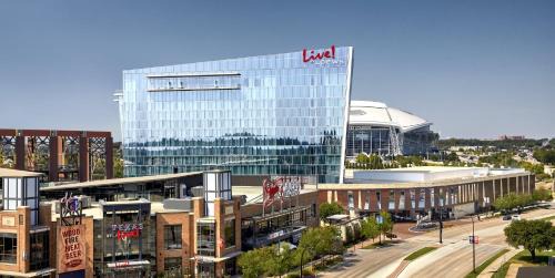 Arlington Hotel | Live! by Loews - Arlington, TX
