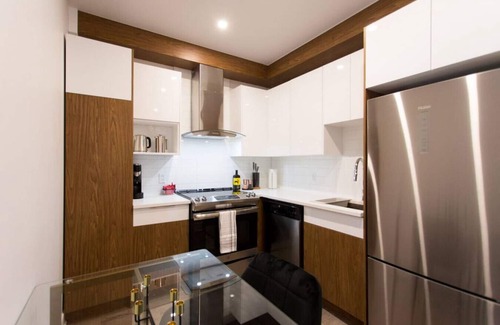 Mile End Apartment | Live Like a Local in this Superb Loft by Denstays