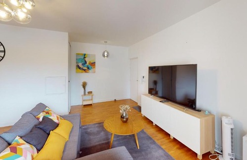 Saint-Denis Apartment | Live Like a Local Stylish 2BR with Balcony & Parking