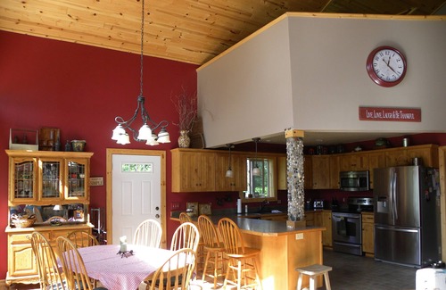 Shamrock Cabin | Live, Love, Laugh At The Lake