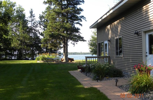 Shamrock Cabin | Live, Love, Laugh At The Lake