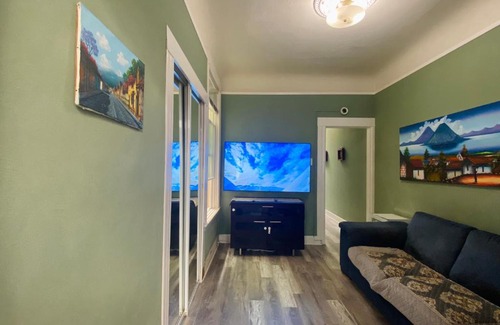 Mission District Apartment | Live the Mission Valencia Vibe! Stylish Apartment, Steps from Top Spot