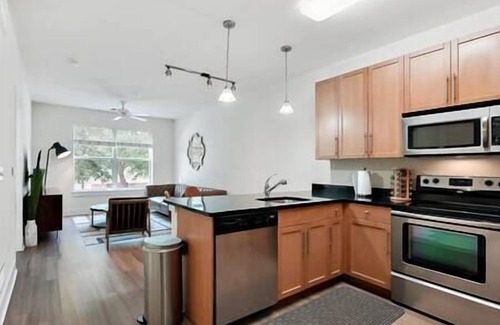 Southwest Quadrant Apartment | Live Well | Relax | Cozy | Old Town | 2 Bedrooms