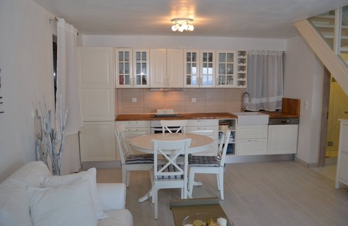 Halki Villa | Live Your Dream in This Amazing Two Floor boutique Beach Villa