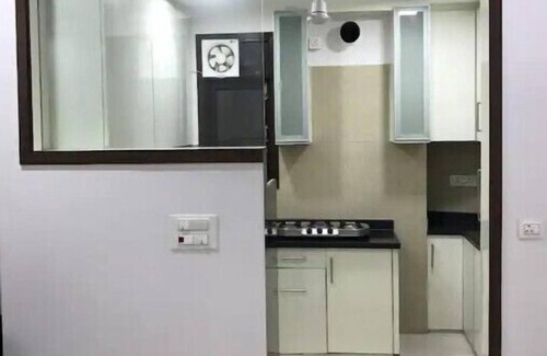 Kalkaji Apartment | Lively 2 BHK Apartment- Park Facing, close to market by HostMyStay