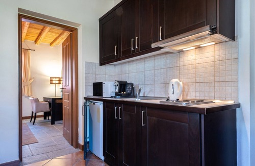 Varos Hotel | Lively Lofts by The Varos Residences