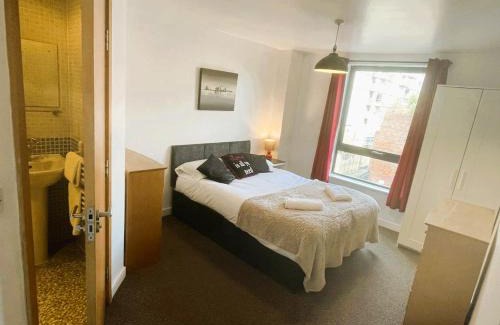 Chinatown Apartment | Liverpool City Centre Apartments - East Village